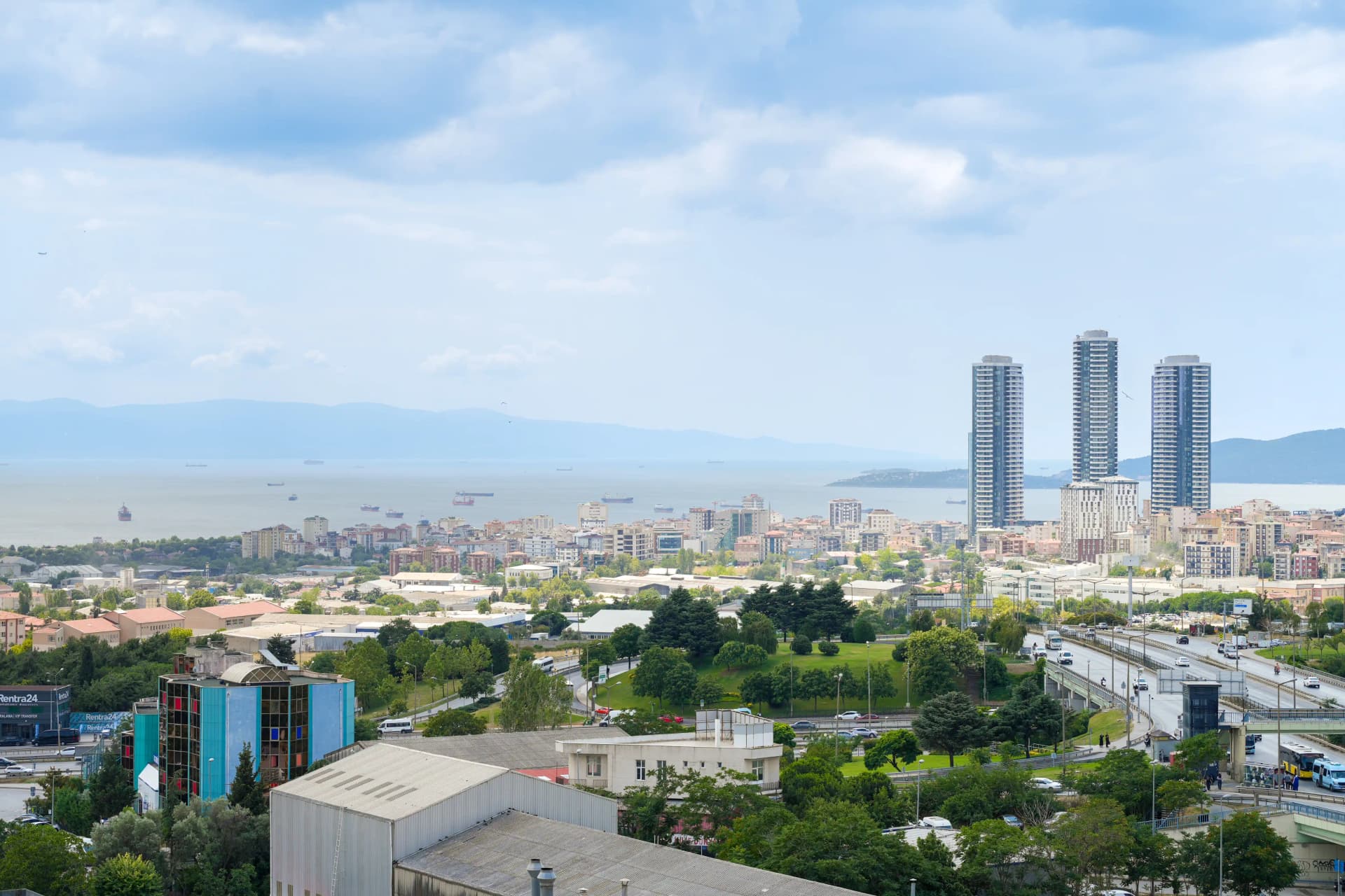 Park Kartal Hotel'den Kartal ve Marmara Denizi manzarası